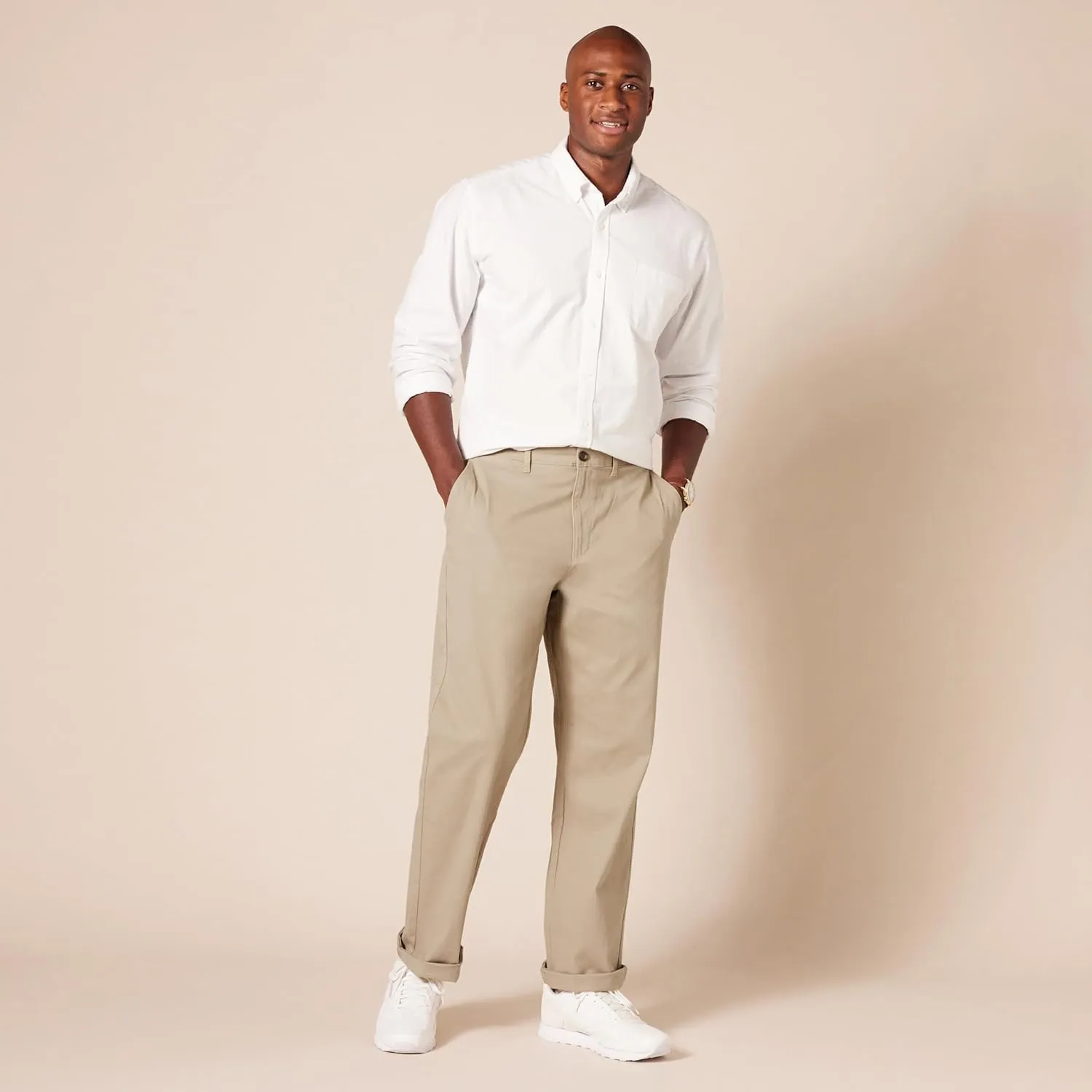 Amazon Essentials Men's Classic-Fit Casual Stretch Chino Pant